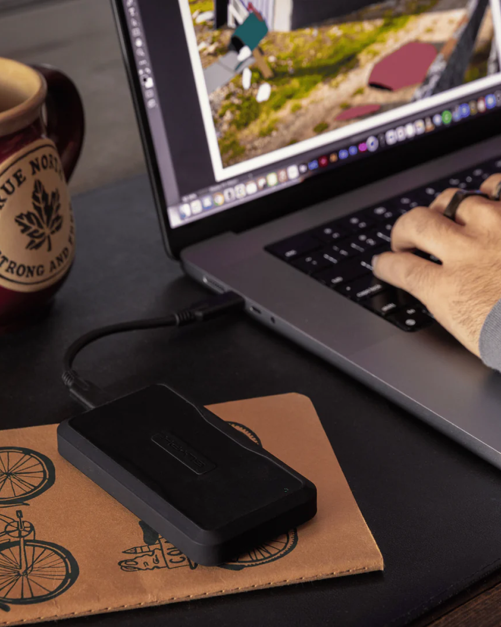 Glyph Atom PRO Portable Thunderbolt 3 NVMe SSD V2